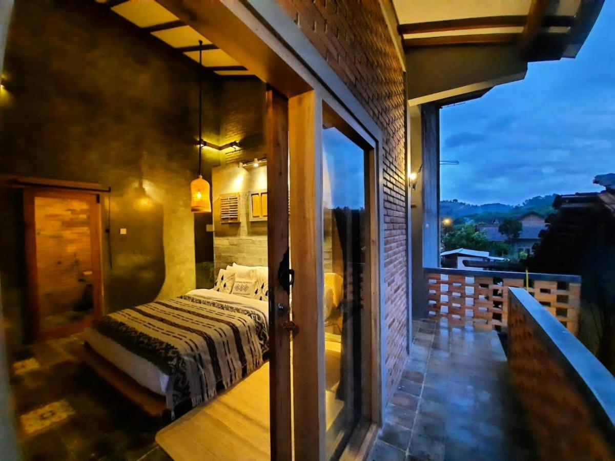 Oma Watu Inn Pringkuku Buitenkant foto